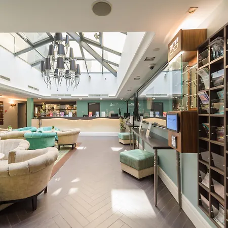 Hotel La Prima Fashion 4*