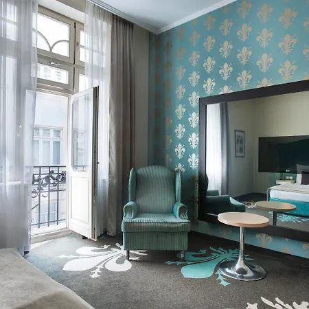 La Prima Fashion 4* Budapest
