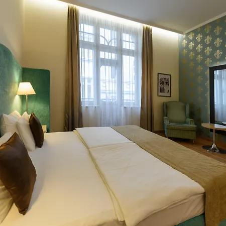 La Prima Fashion 4* Budapeste