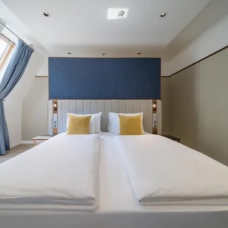 La Prima Fashion Hotel