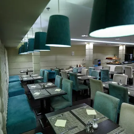 Hotel La Prima Fashion