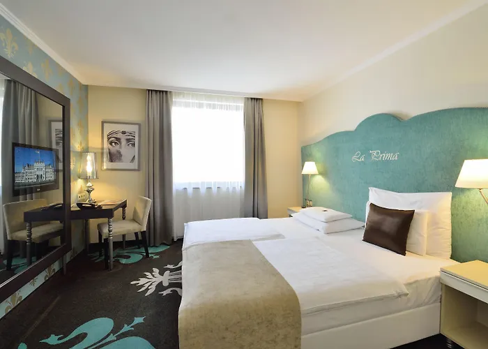 La Prima Fashion Hotel