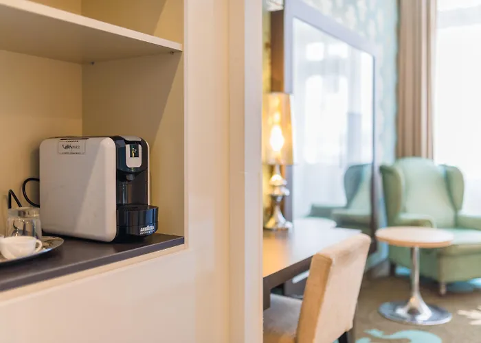 La Prima Fashion Hotel 4*