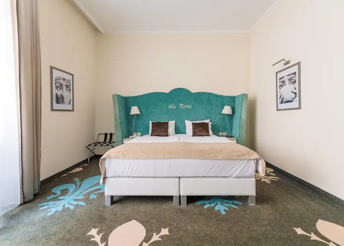 La Prima Fashion 4* Budapest