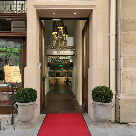 La Prima Fashion Hotel